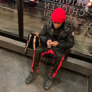 Meet your Posher, Johnnie